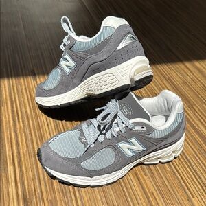 New Balance Charcoal sneaker running shoes